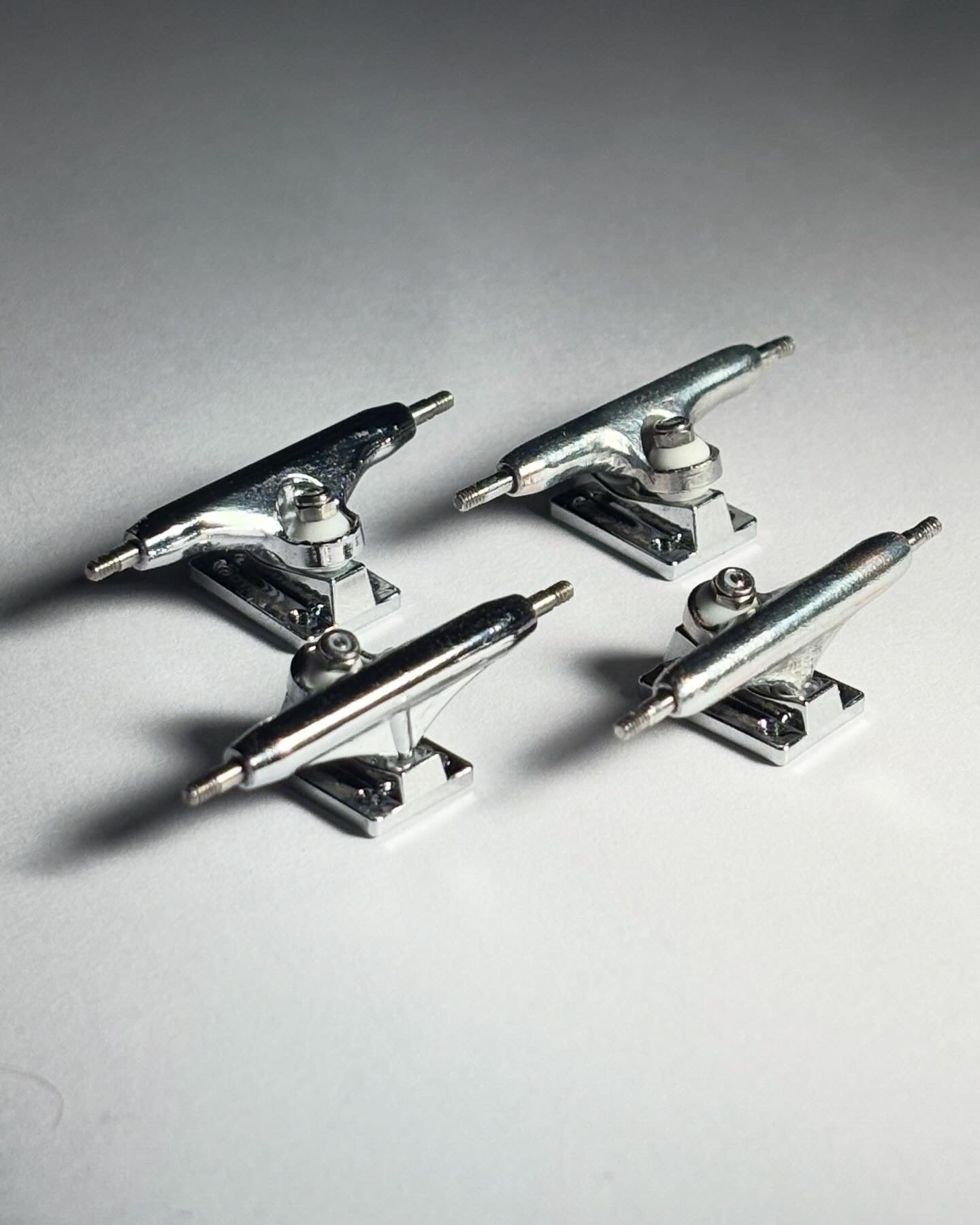 Collector Pack- Limited Deck + 32mm Aise Blue Baseplate Dynamics (Hand Shaped)