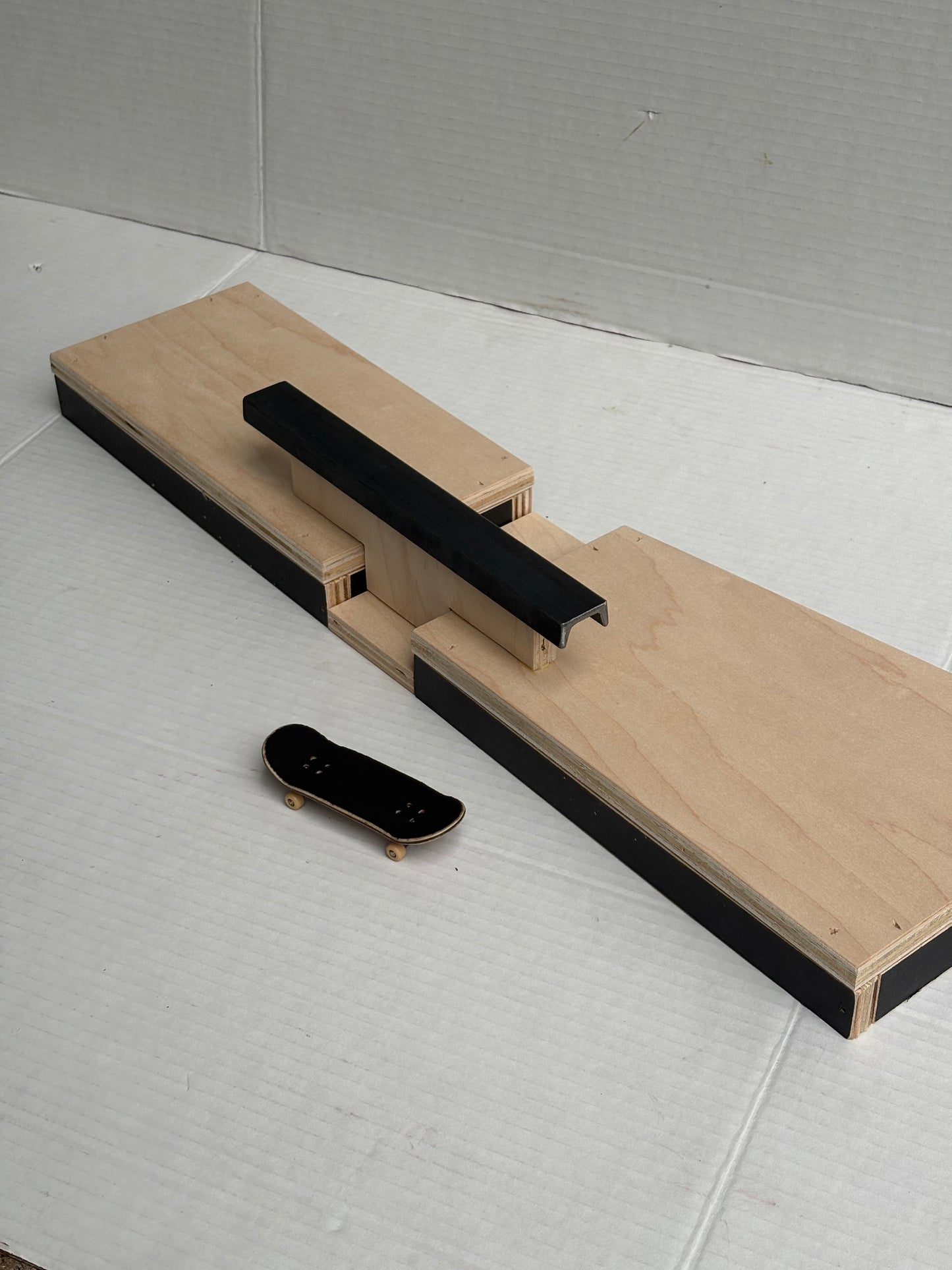 Engraved Landing Pads with Flatbar