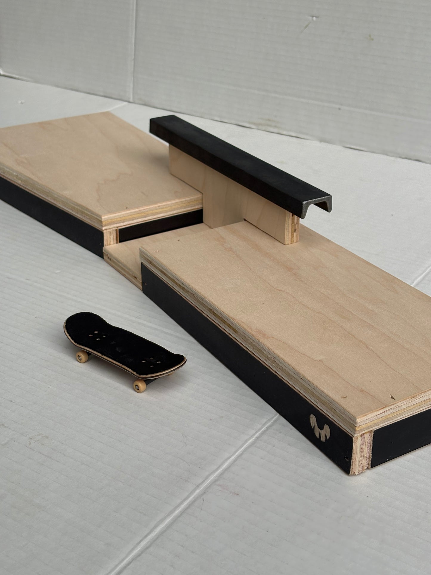 Engraved Landing Pads with Flatbar