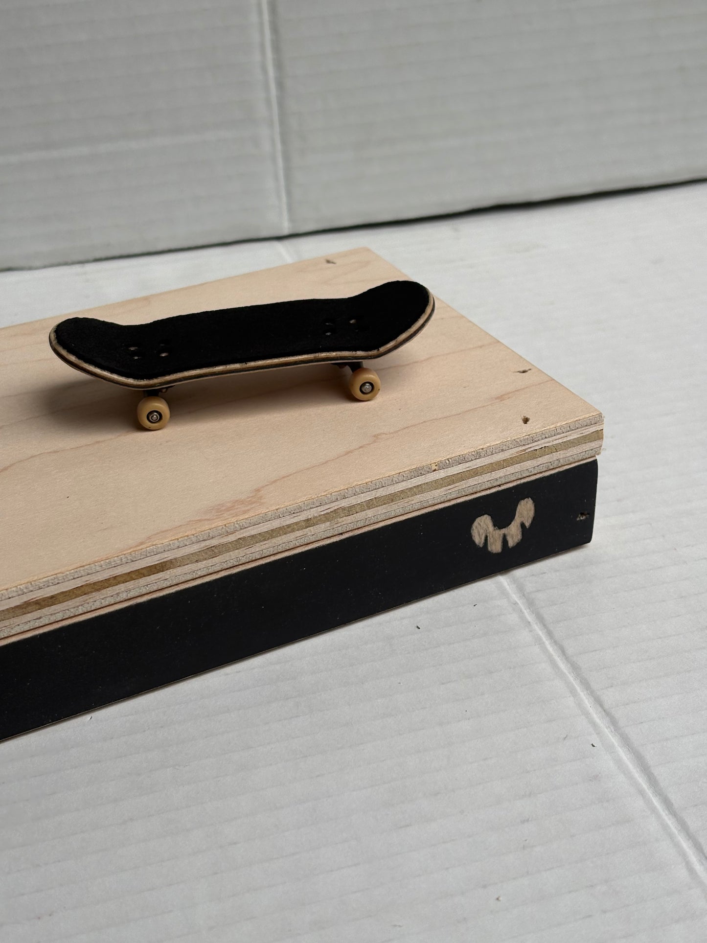 Engraved Landing Pads with Flatbar