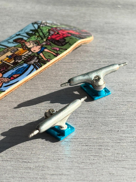 Collector Pack- Limited Deck + 32mm Aise Blue Baseplate Dynamics (Hand Shaped)