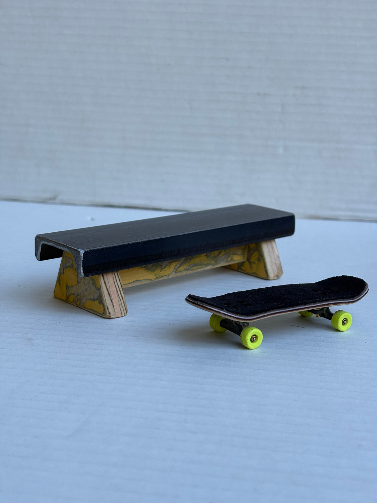 6” Bench - Yellow Etched