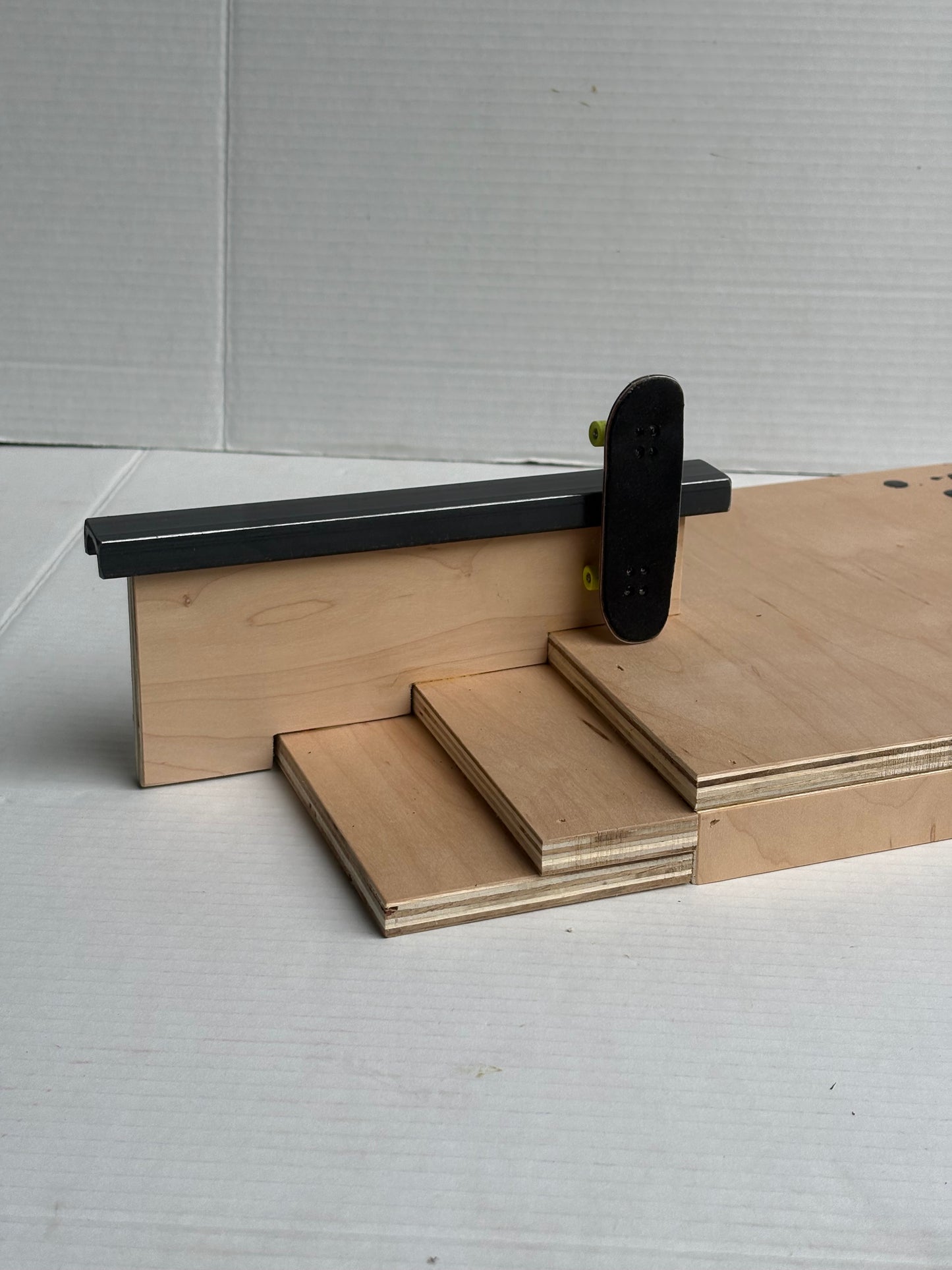 Engraved 3 Stair - Flat