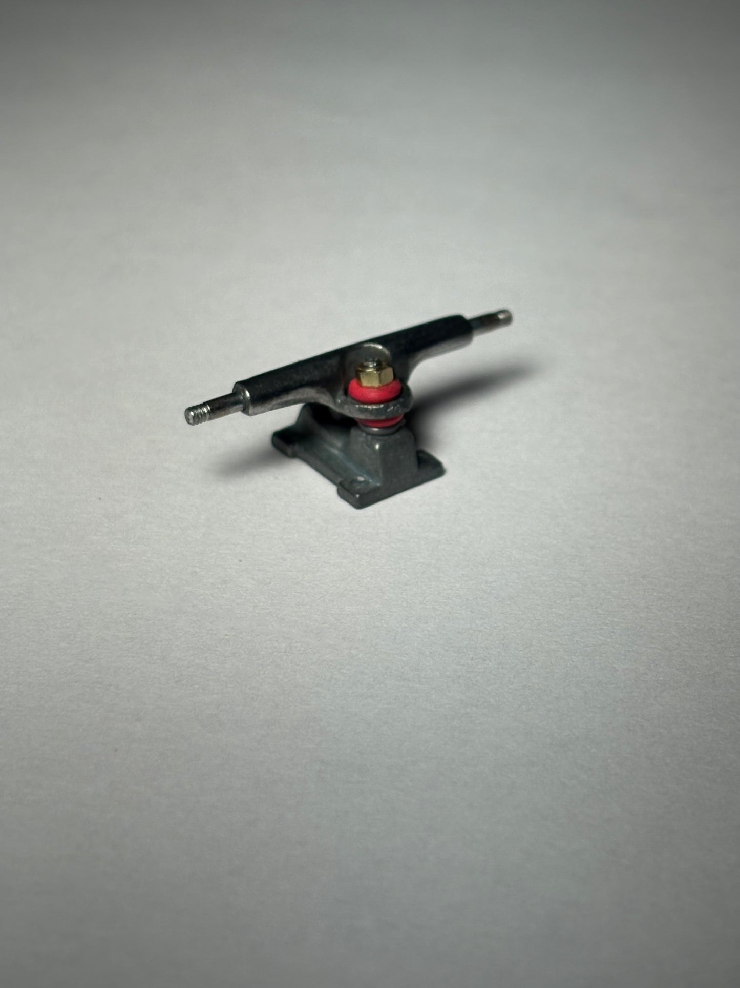 Sausage Stage IV Hand Shaped 29mm TD Trucks