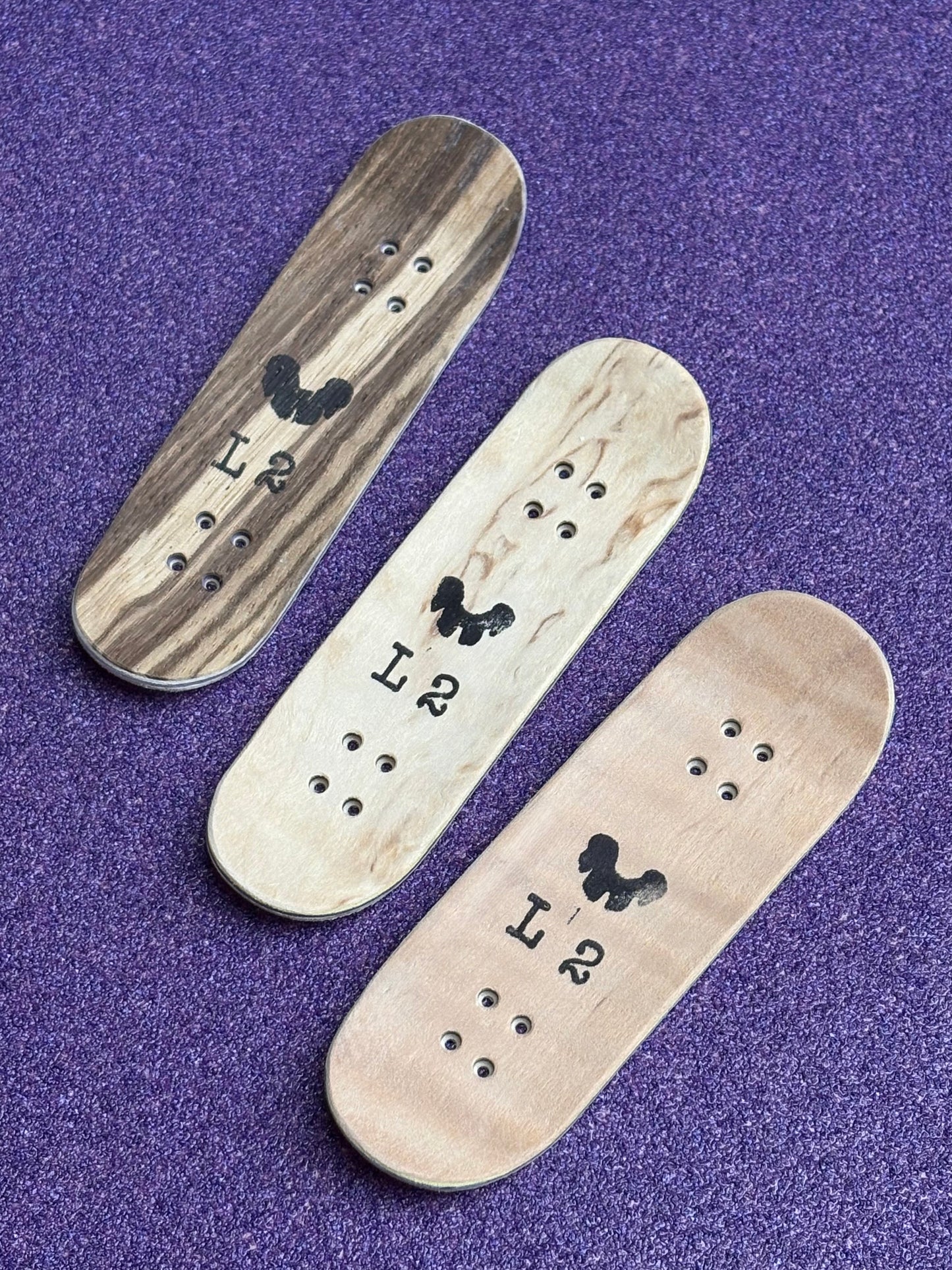 Stippled Icon Deck